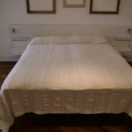 Bed & Breakfast Lacasadeifrancesi *
